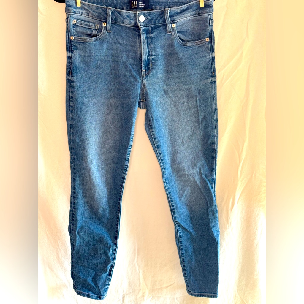 Gap Universal Jegging-Euc